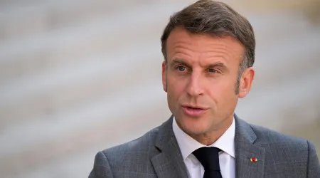 Macron "determinado" a "prosseguir trabalho de reconciliação" com Argélia