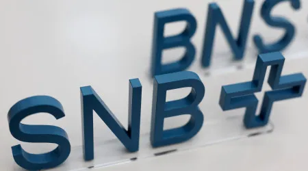 Suíça baixa taxa de juro de referência para 0%