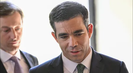 Programa terá medidas da oposição mas executivo assumirá responsabilidade