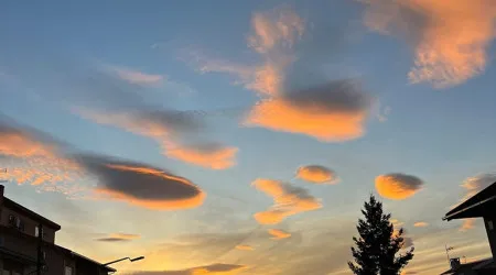 Vento trouxe nuvens lenticulares a vários pontos do país (e há imagens)