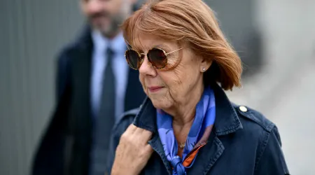TikTok elimina conta que partilhou imagem criada por IA de Gisèle Pelicot