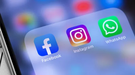 Facebook comprou Instagram e WhatsApp por "pânico"
