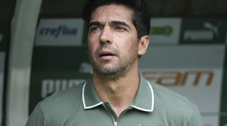 "Mentira". Palmeiras rejeita negociações entre Abel Ferreira e CBF