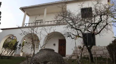 Casa Miguel Torga com jogo de tabuleiro gigante inspirado no escritor