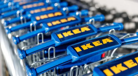 Ikea aumenta salário de entrada a funcionários (e reforça férias)