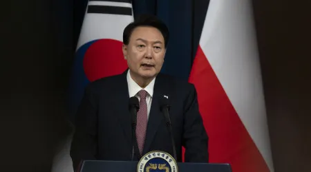 Antigo gabinete de presidente deposto da Coreia do Sul alvo de buscas