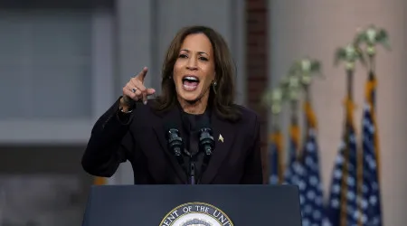 Kamala Harris encerra mandato com viagem a Singapura, Bahrein e Alemanha