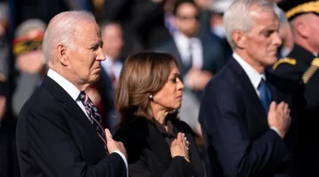 Biden e Harris aparecem juntos pela primeira vez desde vitória de Trump