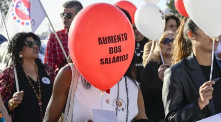 "Muitas empresas" pagam mais a homens que a mulheres nas mesmas funções