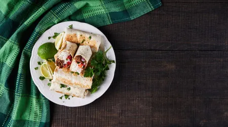 Sem ideias? Faça estes burritos de batata e carne picada