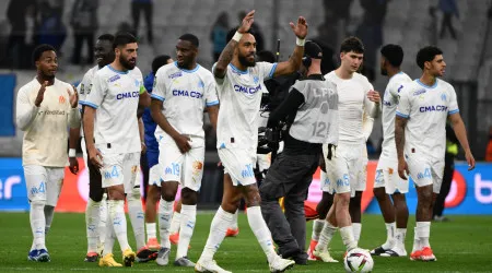 Marseille vence em Lens e mantém diferença para líder PSG e 'vice' Mónaco