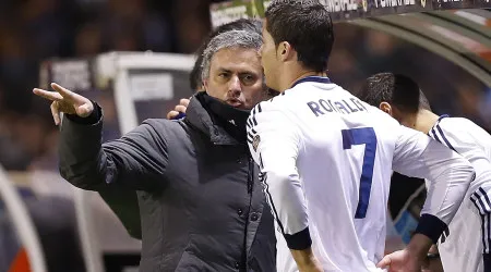 José Mourinho descarta Cristiano Ronaldo: "Ele tem o dinheiro da Arábia"