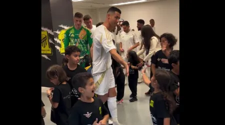 Crianças cumprimentaram Cristiano Ronaldo e as reações dizem tudo