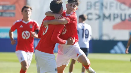 Benfica garante passagem à fase a eliminar da UEFA Youth League