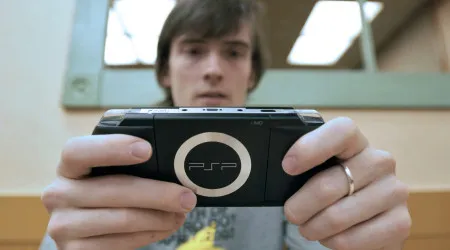 Lembra-se da PSP? A primeira portátil da PlayStation faz 20 anos