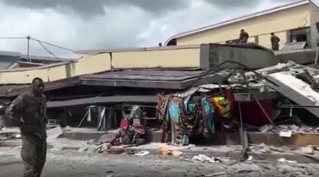 Sismo em Vanuatu deixa rasto de destruição. Ora veja