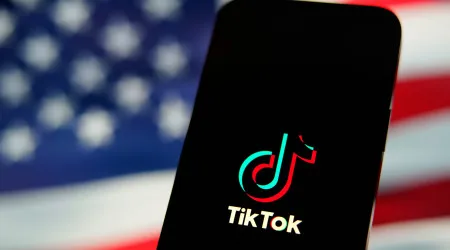 CEO do TikTok reuniu-se com Trump. Objetivo é evitar que app seja banida