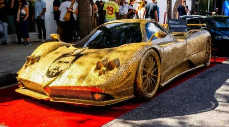 Artista criou Pagani Zonda com mais de 100.000 moedas e a cara de Messi