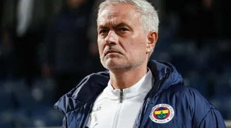Mourinho arrasa o futebol atual: "Jogadores, árbitros e VAR são bebés"