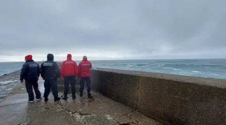 Interrompidas buscas por corpo de homem na praia Verde na Póvoa de Varzim