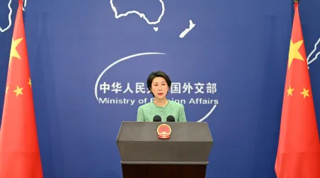 "Restaurar a paz". China vai apoiar diálogo direto entre Moscovo e Kyiv