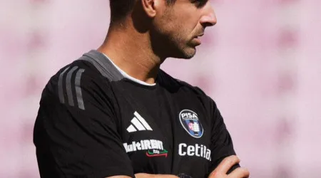 Miguel Veloso despede-se do Pisa de olho em novo clube de Itália