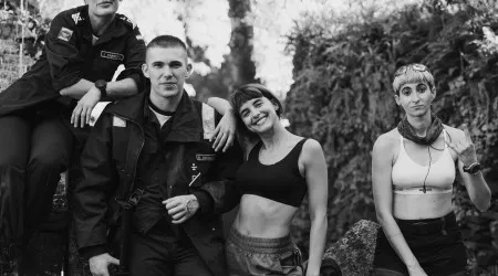 Orgulho nacional. As fotos de Sara Matos e Corceiro em série estrangeira