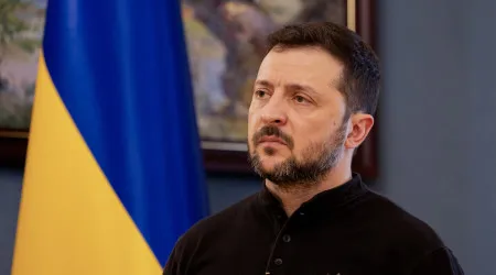 Zelensky diz ser "cínico" apelo para cessar-fogo do Kremlin diante de ataques