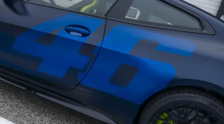 Agora há uma edição limitada do BMW M4 em homenagem a Valentino Rossi