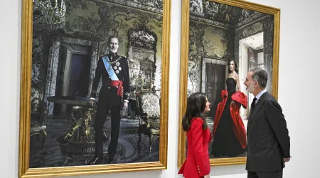 Foi preciso um ano para que Felipe e Letizia vissem os próprios retratos