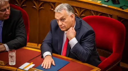 Viktor Orbán acusa líderes europeus de quererem prolongar a guerra