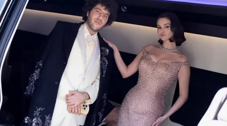 Selena Gomez nunca foi a um baile de finalistas... Noivo surpreendeu-a