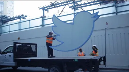 Símbolo do Twitter à venda em leilão. Valor está quase nos 20 mil euros