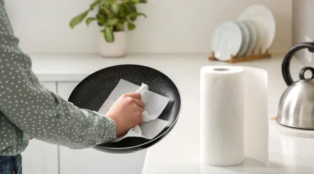 Truque para transformar qualquer tipo de frigideira em antiaderente