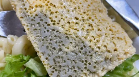 "Omelete" servida em escola de Guimarães indigna. Autarquia pede desculpa