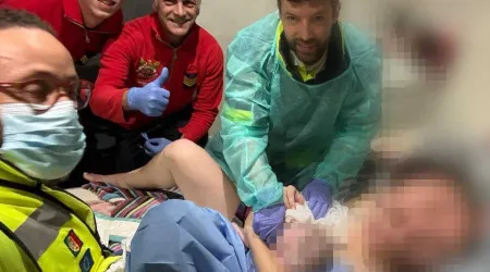 Bombeiros de Loures ajudam bebé a nascer. "Bonança antes da tempestade"