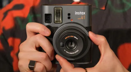 Fujifilm apresenta novo modelo da câmara instantânea Instax