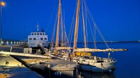Reflutuação do NRP Polar concluída cerca de 1 mês após naufrágio