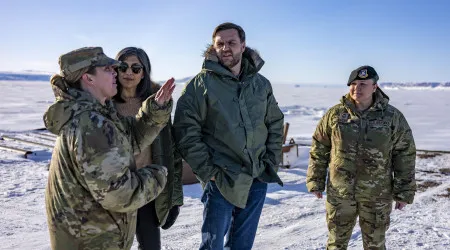 Comandante da base dos EUA na Gronelândia demitida por criticar JD Vance