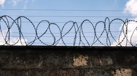 Dois reclusos que fugiram de Alcoentre são portugueses. Têm 37 e 44 anos