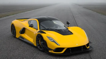 Hennesey apresenta o carro a combustão mais caro do mundo
