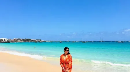Inês Simões de férias em "paraíso a 3h40 de Lisboa" (com alguém especial)
