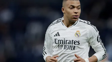 Platini 'avisa' Xabi Alonso: "Mbappé? Ou constrói a equipa para ele, ou…"