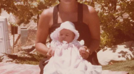 São mãe e filha e (muito) famosas. Reconhece as caras que estão na foto?