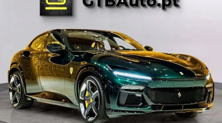 Há um 'stand' em Portugal que tem quatro Ferrari Purosangue à venda