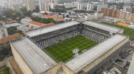 Leilão dos terrenos do Bessa motivado por dívidas antigas do Boavista