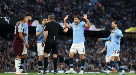 Penálti de Rúben Dias gera polémica e obriga Premier League a explicar-se