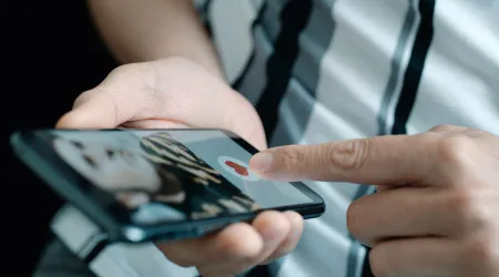 Vai ficar de 'coração partido'. Frases nas apps a que deve estar atento