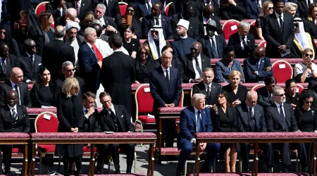 Chefes de Estado de todo o mundo prestam último tributo a Francisco