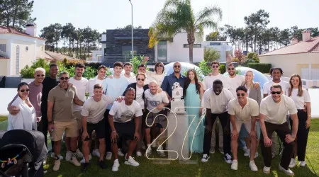 As imagens da festa de Arthur Cabral com dois ausentes de peso